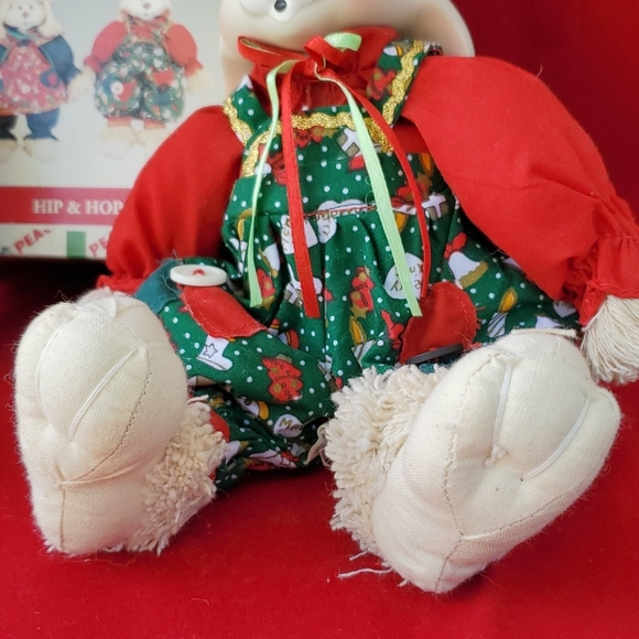 House of Lloyd Holiday House Of Lloyd Hiphop Christmas Around The World Poshmark